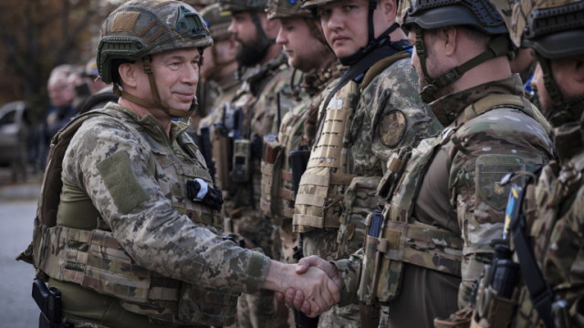 Украински генерал иска засилване на защитата на североизток Командващият сухопътните