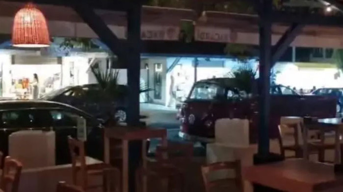 Емблематично заведение в Лозенец стои полупразно в разгара на туристическия сезон (ВИДЕО)