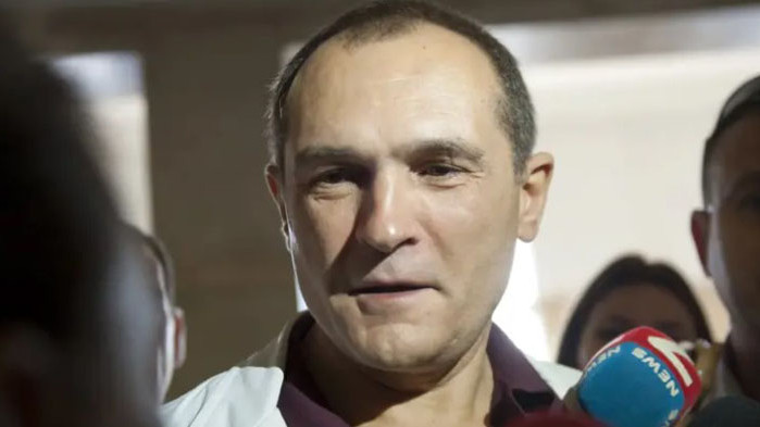 Адвокатът на Божков: От САЩ са казали да се прибере сега