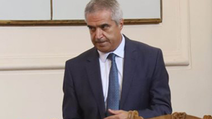 “Трябва да сме предпазливи с оглед на това, което предстои