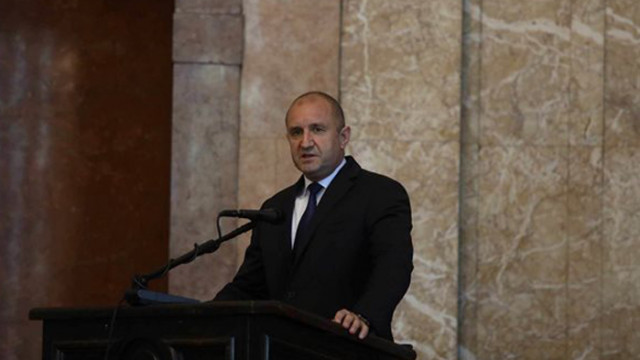 Президентът Румен Радев проведе телефонен разговор с министъра на външните