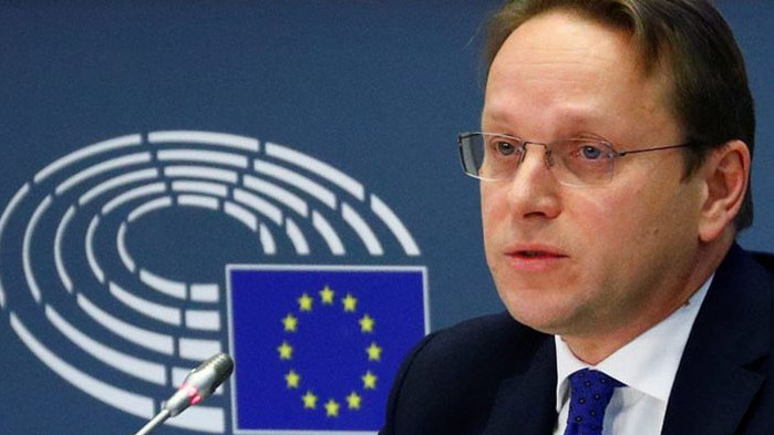 Еврокомисарят по разширяването Оливер Вархей заяви, че разширяването на Европейския