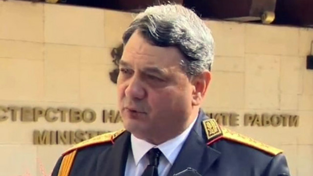 Политическият лидер който посети кабинета на министър Стоянов е лидер
