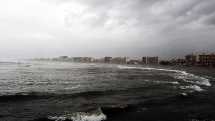 Кметът на Мадрид Хосе Луис Мартинез-Алмейда призова жителите на столицата