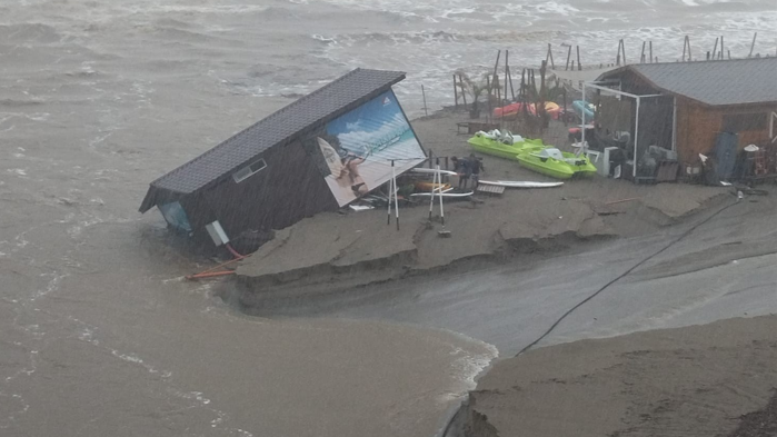 Предупреждават за още дъжд и преливане на язовири в районите на югоизточното Черноморие