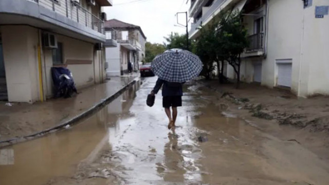 Тежка е ситуацията след наводненията и в съседна Гърция Пътуванията