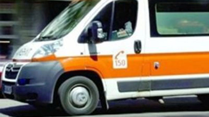 Шофьор на 80 г. с "Москвич" блъсна жена пред спешното в Горна Оряховица