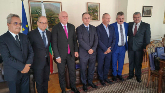 Български и албански университети ще разширят сътрудничеството си като разработват