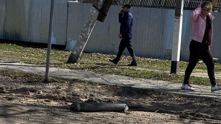 Украйна атакува с дронове цивилни завод и жп гара в руския Брянск
