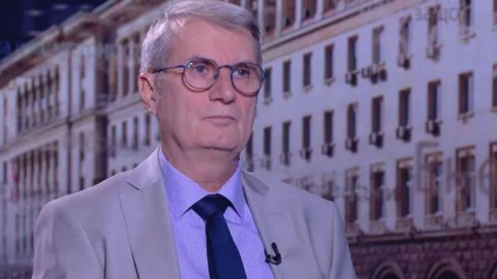 Има държава, но аз първо искам да изкажа съболезнованията си