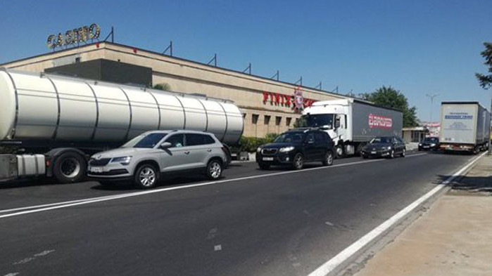 Интензивен трафик на ГКПП Кулата-Промахон“ в обедните часове на 11