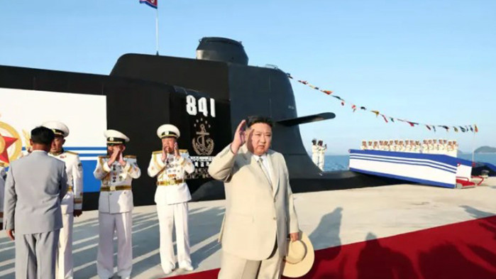 По покана на руския президент Владимир Путин Ким Чен-Ун, председател