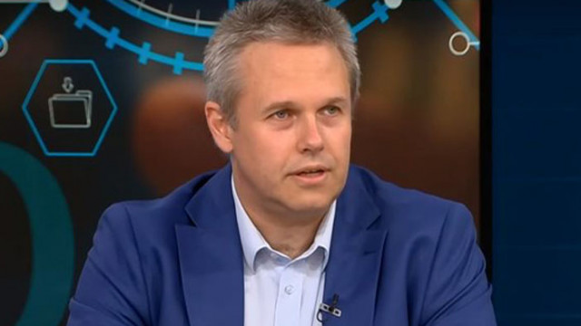 От 1 октомври настоящата хартиена извинителна бележка се заменя с