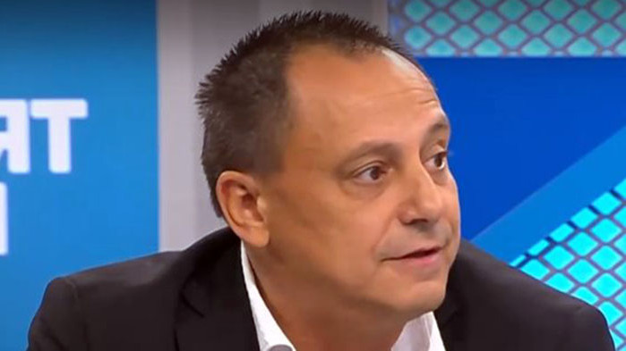 Минималният осигурителен праг за работещите в заведенията е 800 лв.