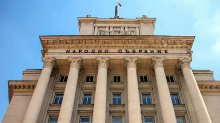 Народното събрание ще излезе в почивка три седмици преди местните