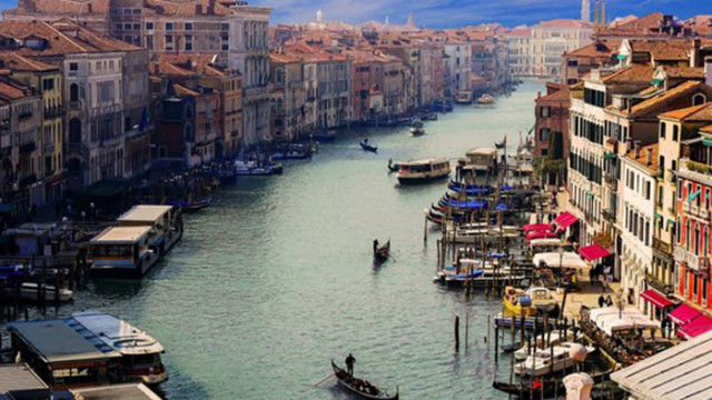 Град Венеция в Италия няма да бъде включен в списъка