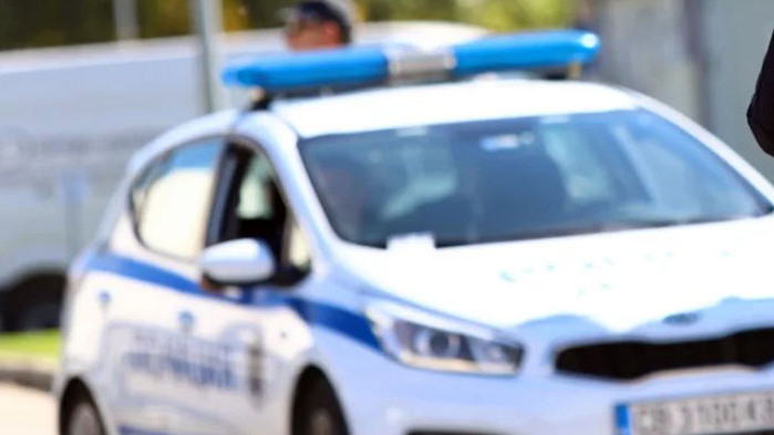 Зъдържаха шофьор с 9 кг. дрога в колата, след като си спретна гонка с полицията