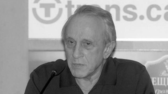 Почина Тошо Тошев