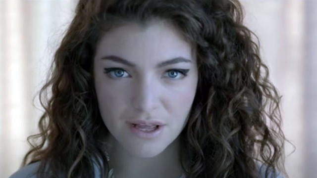 Певицата Lorde се бори с мистериозно заболяване