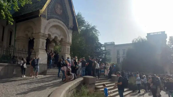 Костадинов и „Възраждане“ с ултиматум към ДАНС за руската църква