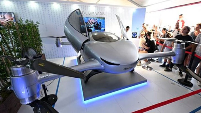 Представиха първата турска летяща кола