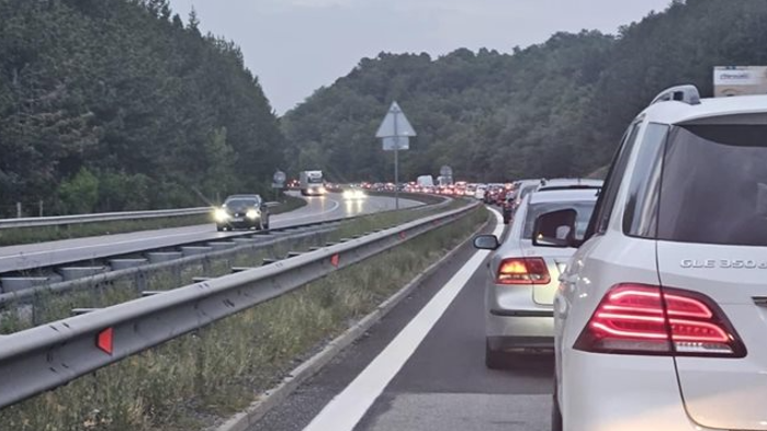 Шофьорите да карат с повишено внимание при 169-ти км на