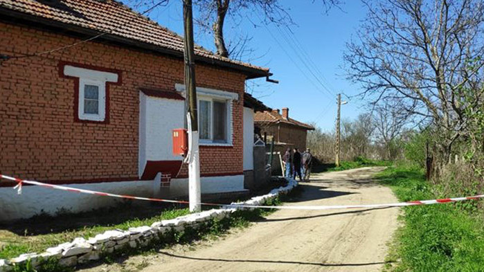 Искове за 500 000 лв. внесоха в съда близките на разкъсана от кучета санитарка