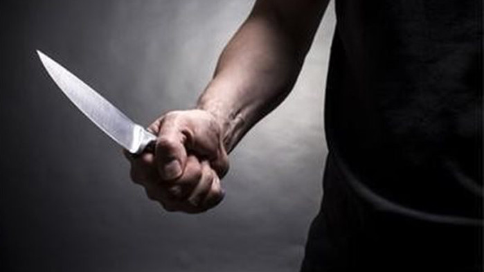 40-годишен плаши сестра си с убийство: Ще те наръгам в главата!