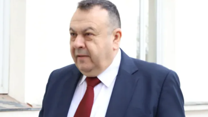 Хамид: ДПС ще се съобрази с критиките за промените в Конституцията