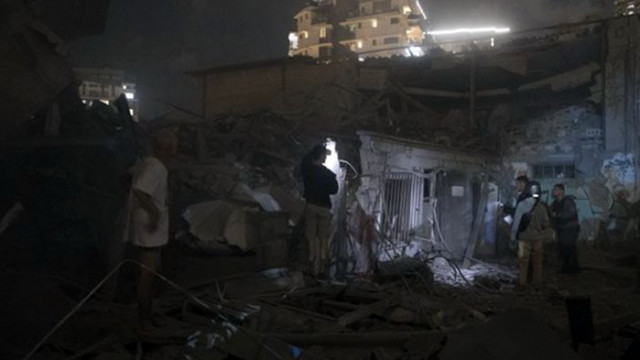 Израел спря тока в Ивицата Газа и атакува жилището на ръководителя на Хамас