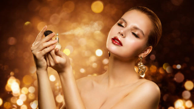 9 от най-секси парфюмите за всички времена