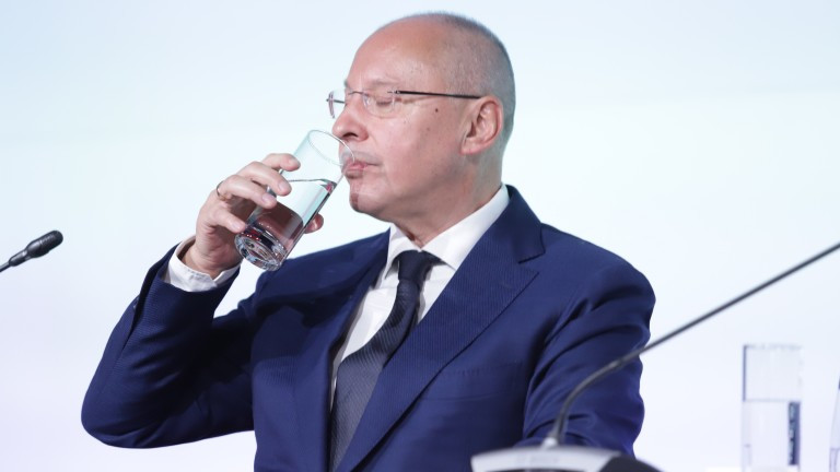 Станишев: Управлява Тройна коалиция, но без програма