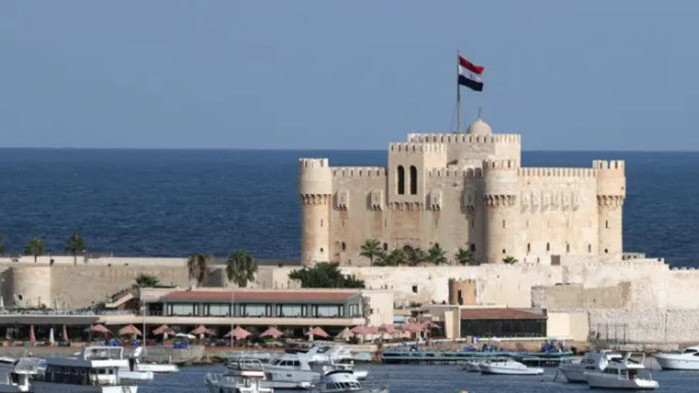 Двама израелски туристи и техният египетски гид са били застреляни