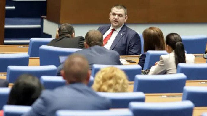 Притеснително е всико, което се случва в момента след зверския