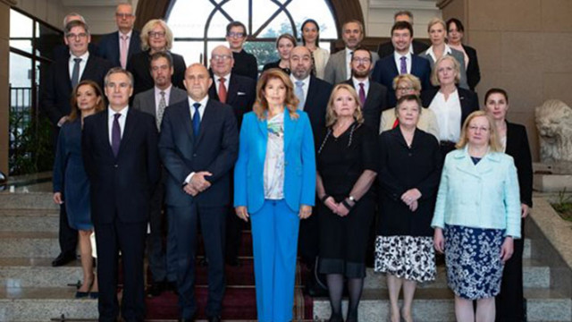 Румен Радев проведе работна среща в президентската институция с ръководителите