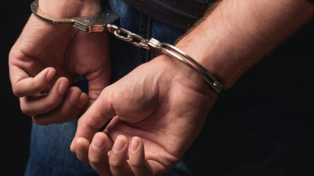 Седем души са задържани при полицейска акция срещу наркоразпространението в