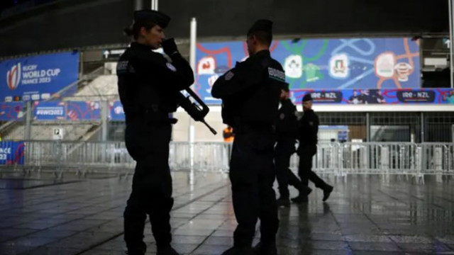 Франция обяви състояние на „извънредна тревога“, затвориха туристически обекти