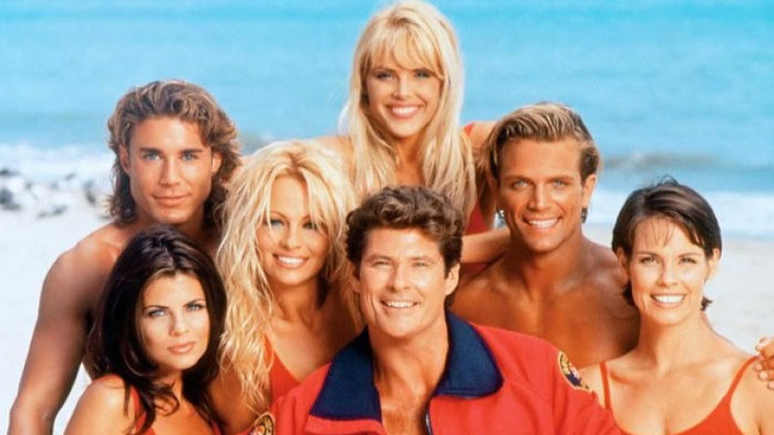 Спасители на плажа е един от емблематичните сериали на 90-те,