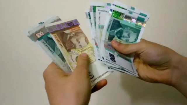 БНБ: За година броят на банкнотите в обращение се увеличава с 1%