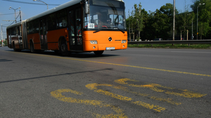 Във Варна автобус на градски транспорт блъсна 49-годишна жена на бул.