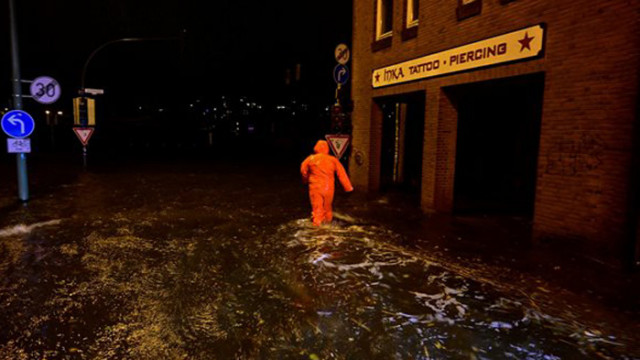 Ураган в Германия: наводнения, стотици евакуирани, щети