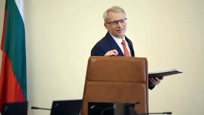 Разговорът за коледните добавки на пенсионерите не е приключил, каза