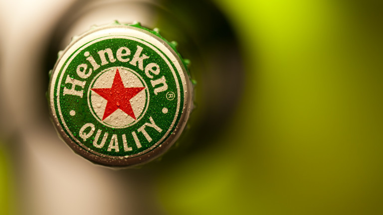 Продажбите на бира Heineken спаднаха през третото тримесечие, след като