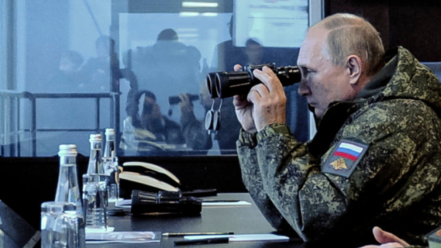 Кремъл съобщи в сряда че руските ядрени възпиращи сили са провели обучение под