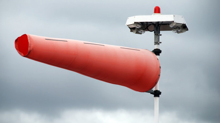 Днес от северозапад облачността ще се разкъсва и намалява, след обяд