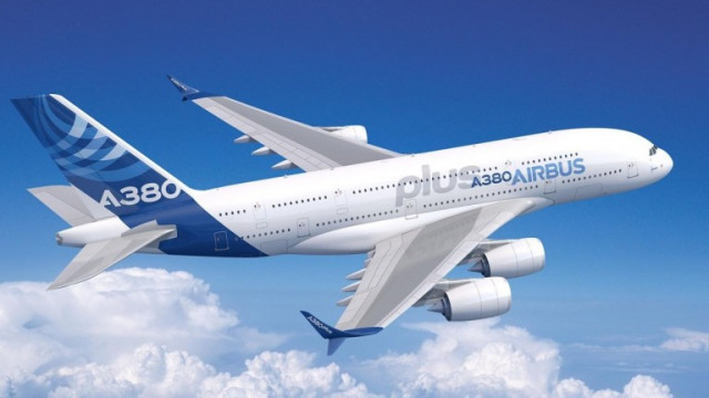 Към днешна дата Airbus A380 е най големият търговски пътнически самолет