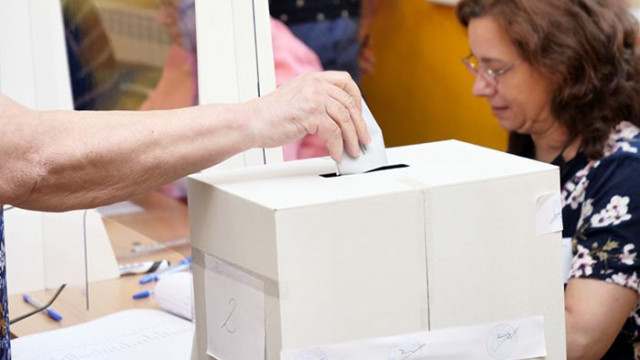 МВР: Без нарушения в началото на изборния ден