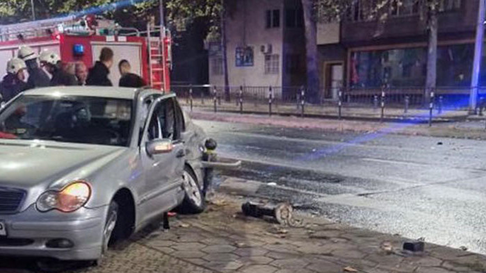 Спасиха две жени на 43 и 57 г., както и