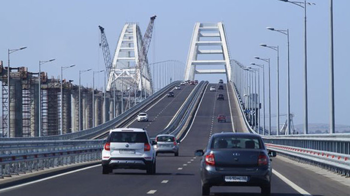 Украйна: Поразихме стратегически обект на руската ПВО в Крим