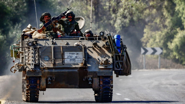 В социалните мрежи се появиха клипове и снимки на израелски танкове